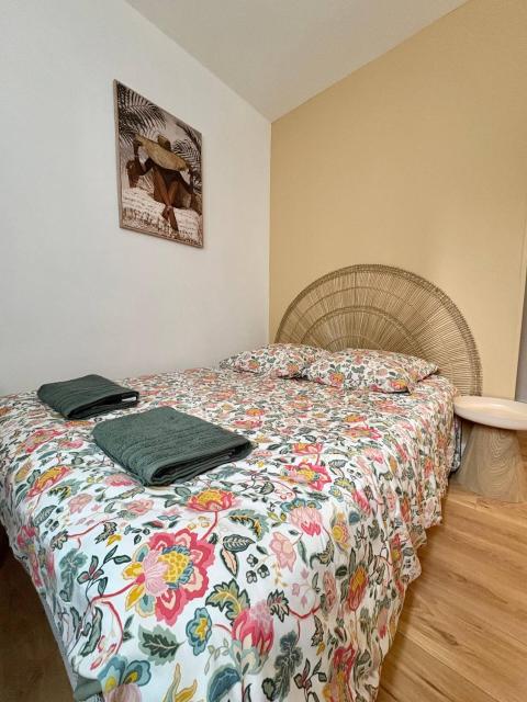 Coudert l Petit studio côté rue l Rez-de-chaussée en Hypercentre & climatisé