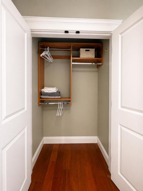 Cozy 1BR in Vancouver Westside Quiet & Central