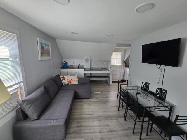 Beach Apt In Woodmontmilford