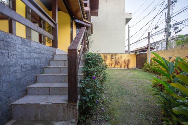 Casa amrela