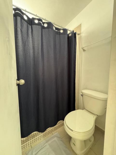 Equipped house in Salinas industrial zone