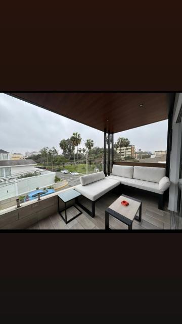 Independent Suite Apartment with Terrace