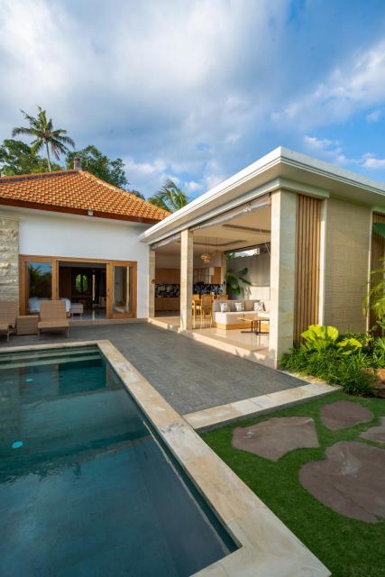 Suralaya Villas