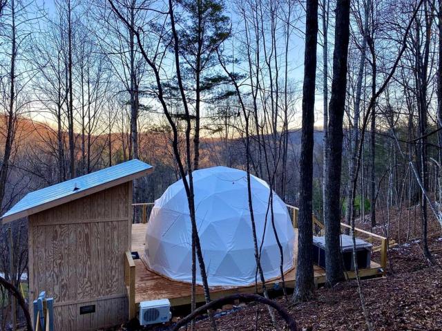 Luxury Redefined: Todd, NC Dome with Private Hot Tub, Unparalleled Views, and Outdoor Oasis