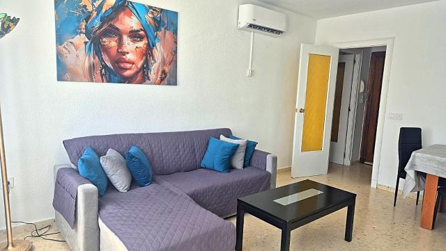 Cozy two bedroom near strip in Benidorm