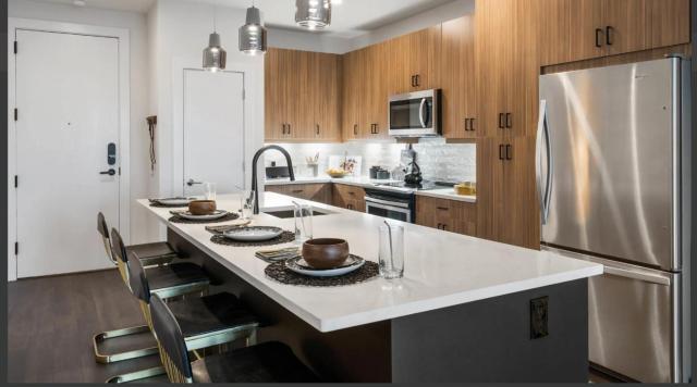 Luxury Midrise In Midtown Atlanta