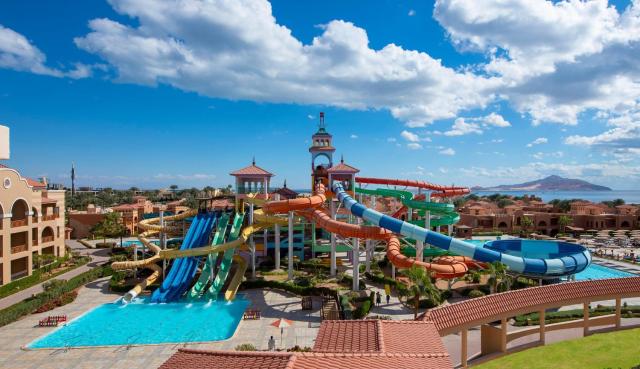 Charmillion Gardens Aquapark