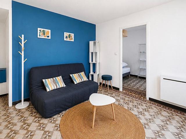 Comfortable Flat and balcony