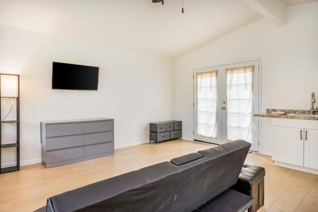 Puni Mauka B 31 plus day rental