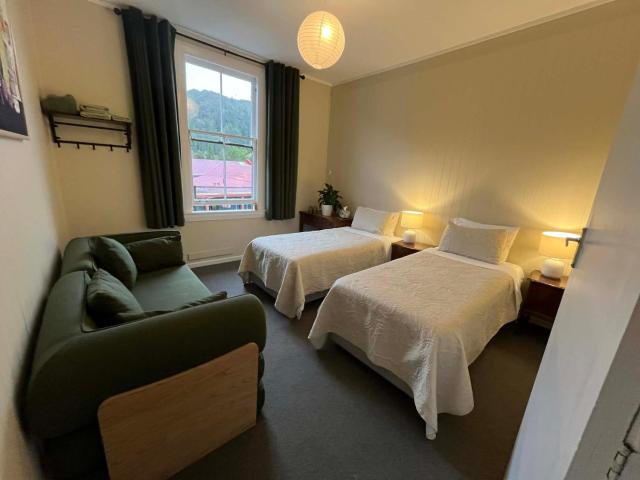Nourish Reefton & Wilsons Hotel