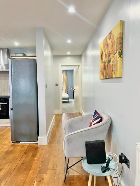 Garden Ground Floor 2 Bedrooms Flat