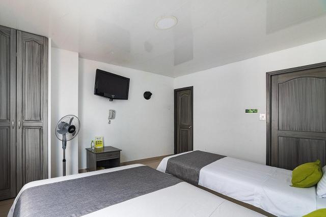 Hotel Exito La 21