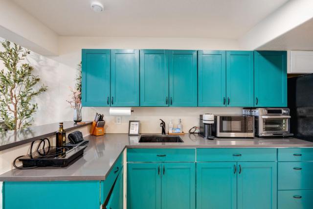 1BR Cozy Studio Patio Grill Near Garden of Gods
