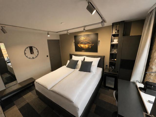 NOX HOTEL - Digital-Check-In - No Reception - nahe Bretten & Karlsruhe - 1 Grey
