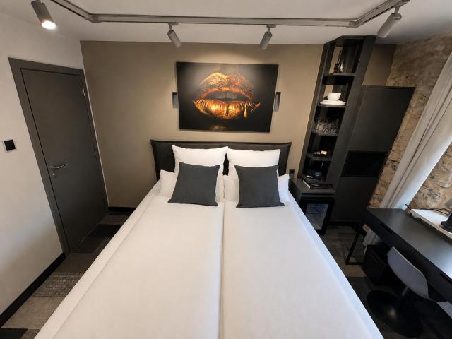 NOX HOTEL - Digital-Check-In - No Reception - nahe Bretten & Karlsruhe - 1 Grey