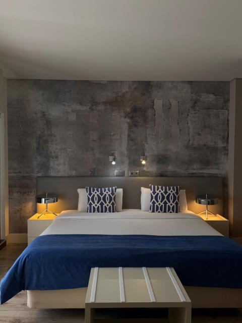 Aqua Ria Boutique Hotel