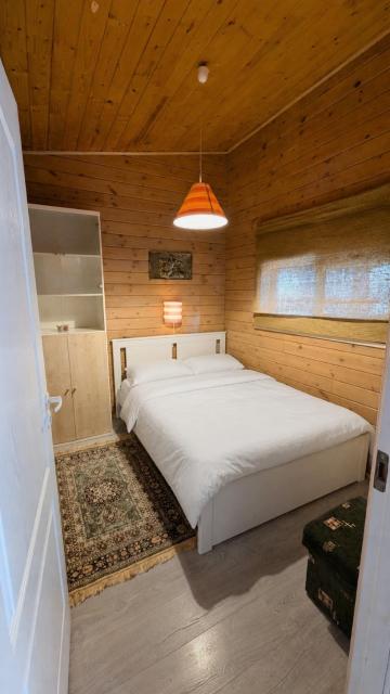 Private Wood Cabin