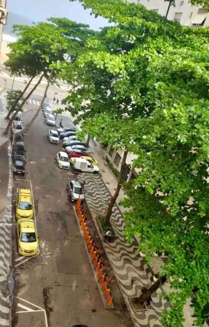 Quarto para 1 pessoa a 30 metros da praia de Copacabana