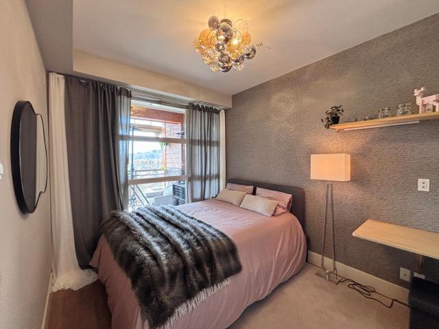 Fully Furnished 2BR North Vancouver Condo for Extended Stay