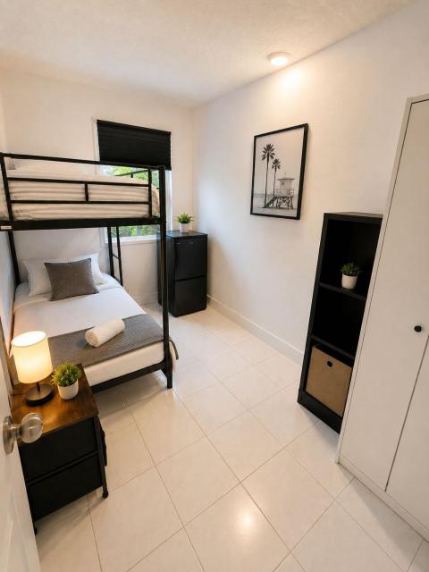 M&M Elite Hostel