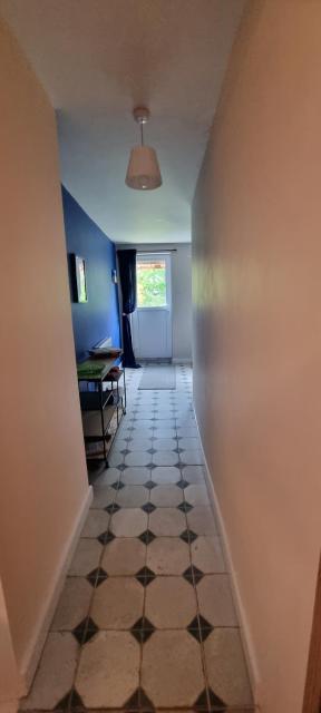 Relaxed rural apartment 15 min from coastal walks