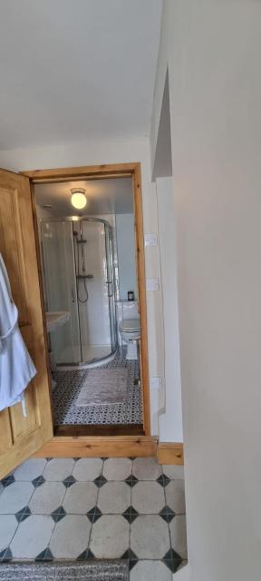 Relaxed rural apartment 15 min from coastal walks