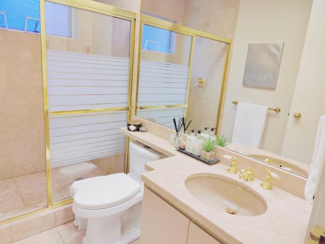 Vancouver Home near Fifa World Cup 10min near Airport