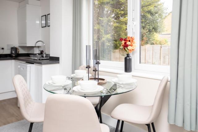 No 5 Saxon Court