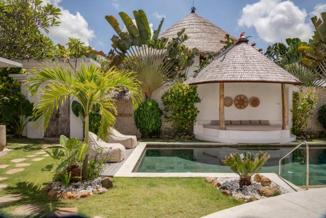 Madu Bungalow - Private Pool - 2 Min Walk to Bingin Beach