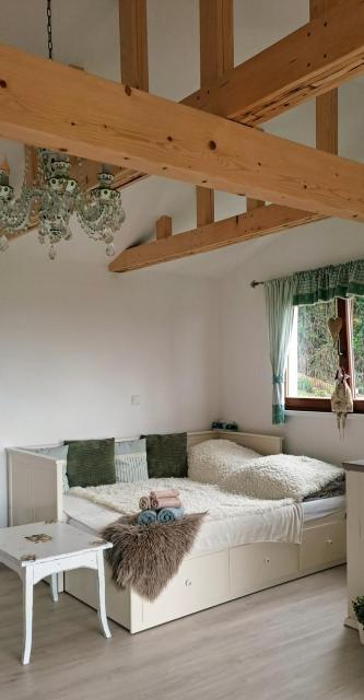 Luxusní glamping, apartmán pro dva v Lukově u Zlína