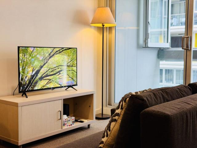 Stylish 2BR CBD Apartment at the Balfours with Free Parking