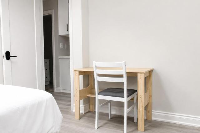 Private & Cozy Two Bedroom Suite in Guelph