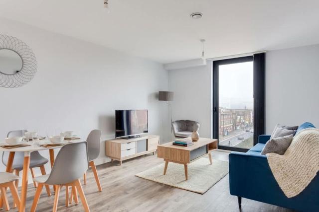Spacious 2BED Central Birmingham Apartment w WiFi