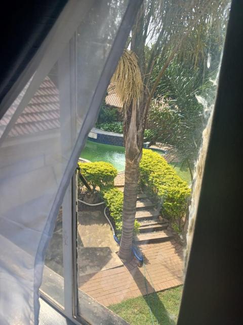 90 Degrees Guest House Emalahleni