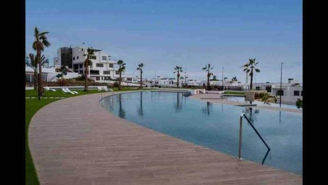 Seascape met privé jacuzzi
