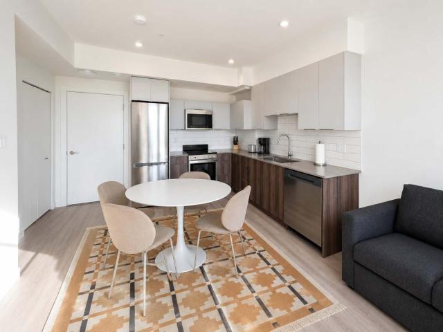 Stylish 1BR by Commercial Drive New Build AC