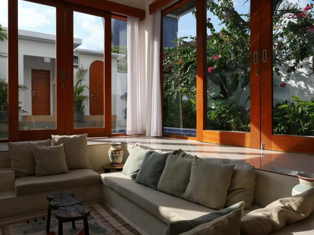 Canggu Peaceful 3BR Villa with Pool, 5 mins to beach