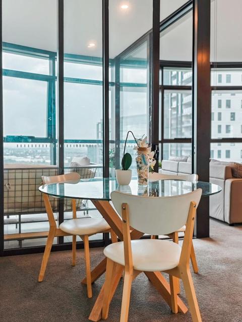 High Floor Luxury Apartment at Olympic Park