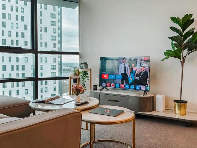 High Floor Luxury Apartment at Olympic Park