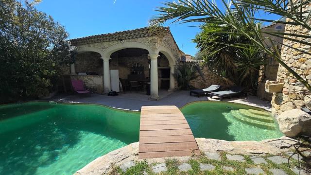 Mas Provençal Climatisé, Piscine Lagon, Baby Foot, Billard