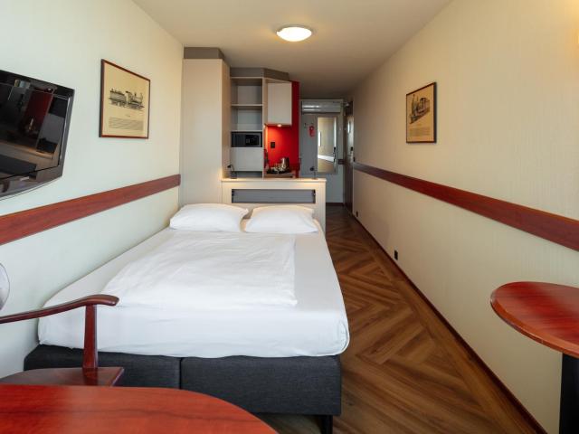 A-Train Hotel