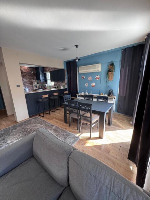 3BR Vacation House in Central Kuşadası
