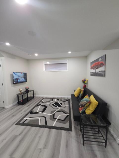 Delightful Escape Near YYC - Cozy Calgary Getaway
