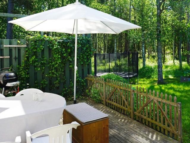 6 person holiday home in EKERÖ-By Traum