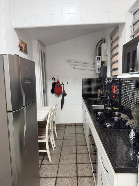 Apartamento aconchegante em Botafogo - 1 minuto do metrô