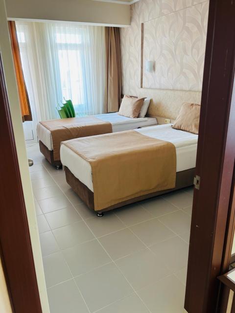 May Flower Apart Hotel