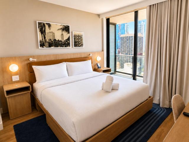 Gorgeous 1 Bed W Balcony - Amazing views