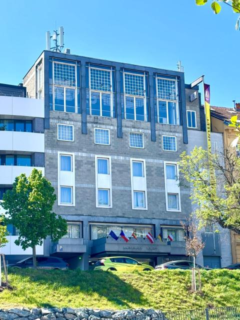 A-Austerlitz Hotel