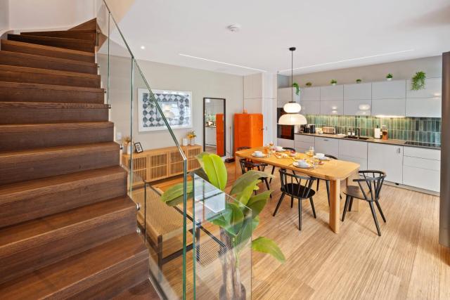 Large, comfortable and luxurious flat in Berlin Center, Prenzlauer Berg