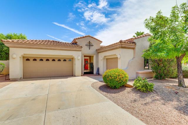 Pool, Hot Tub, Toys! Family Home, 4 Mi to Luke AFB